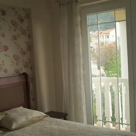 Newly Refurbished 3 Bedroom Top Floor Duplex Daire Cedit