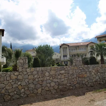 Newly Refurbished 3 Bedroom Top Floor Duplex Cedit