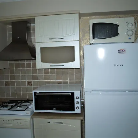Daire Newly Refurbished 3 Bedroom Top Floor Duplex